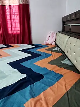 Snapshot of santurmom chatting on 09.10.25 santurmom online show from 09.10.25