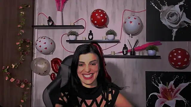 KayWuds online show from 02.14.25