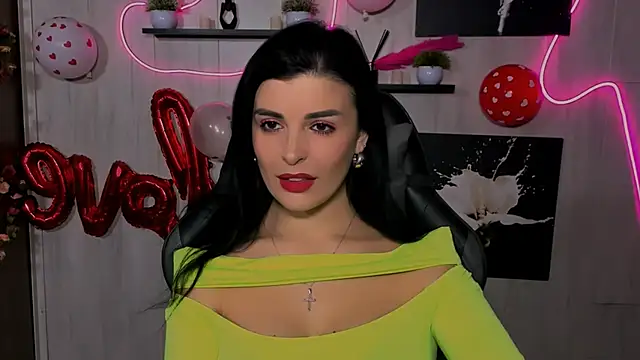 KayWuds online show from 02.20.25