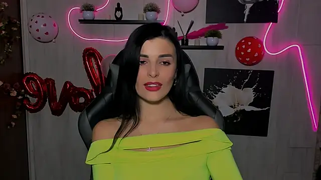 KayWuds online show from 02.21.25