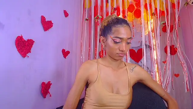 Snapshot of Charlotte_Love10 chatting on 02.12.25 Charlotte Love10 online show from 02.12.25