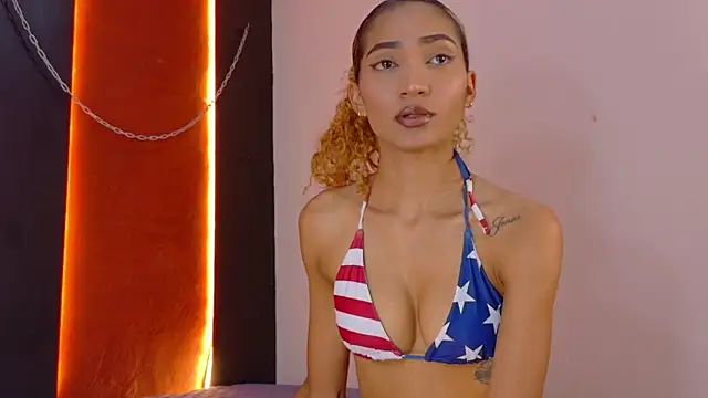 Charlotte Love10 online show from 02.08.26