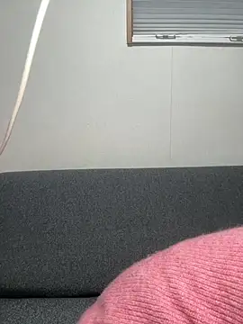 Snapshot of -x_MIU_x chatting on 02.05.26 -x MIU x online show from 02.05.26