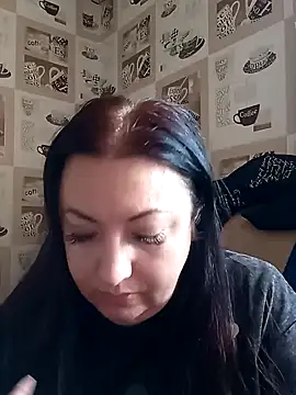 Snapshot of Veronica-Celie chatting on 01.10.25 Veronica-Celie online show from 01.10.25