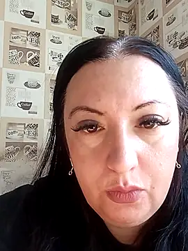 Snapshot of Veronica-Celie chatting on 09.17.25 Veronica-Celie online show from 09.17.25