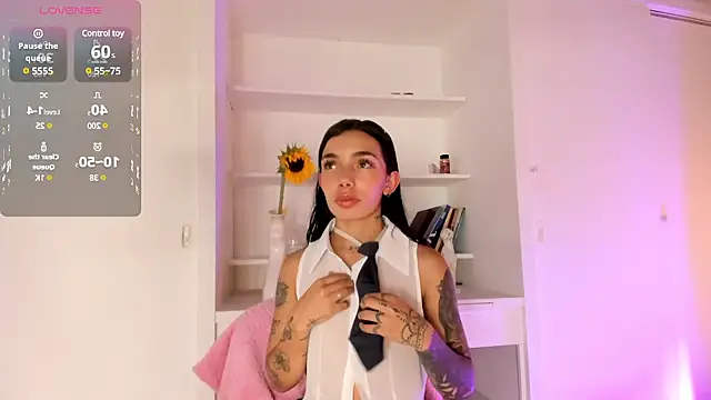 Mollymoon1 online show from 01.09.25