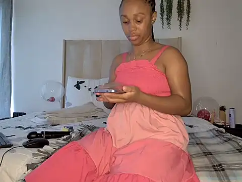 Pearl 00 online show from 03.04.25