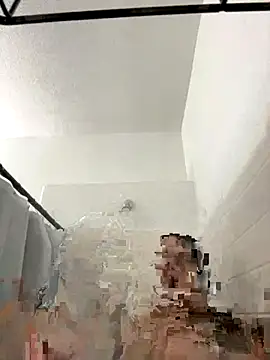 AlyssiaAmoreXO online show from 11.28.25