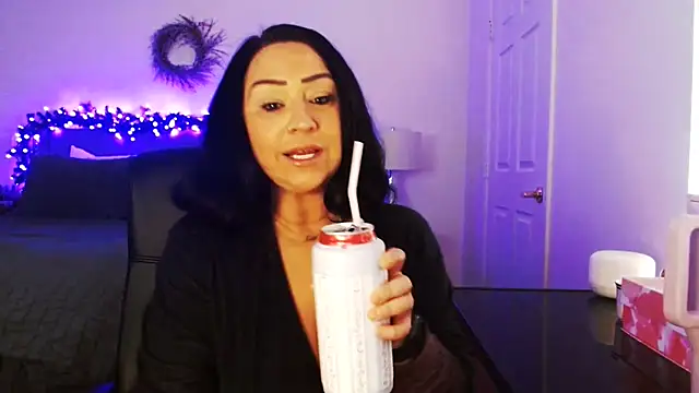 AlyssiaAmoreXO online show from 02.19.26