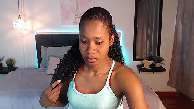 Brown Pearl online show from 12.04.24