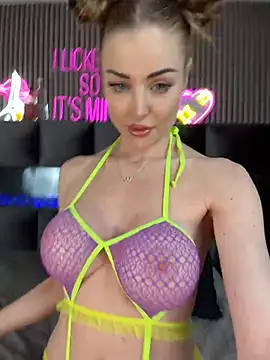 MilaMaaay online show from 01.17.26