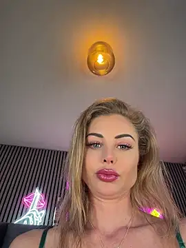 MilaMaaay online show from 06.16.26