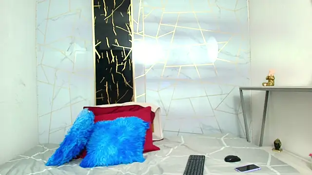 Snapshot of Celestial_Queen_ chatting on 04.28.26 Celestial Queen online show from 04.28.26