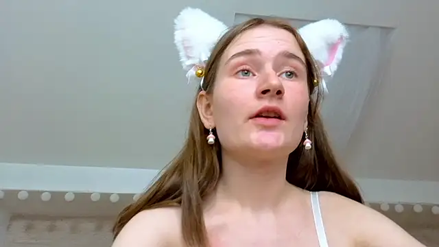 L1ittle kitty  online show from 03.21.25