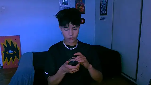 Snapshot of alex_one888 chatting on 10.21.25 alex one888 online show from 10.21.25