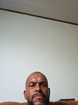 Snapshot of negro1978mt chatting on 02.28.25 negro1978mt online show from 02.28.25