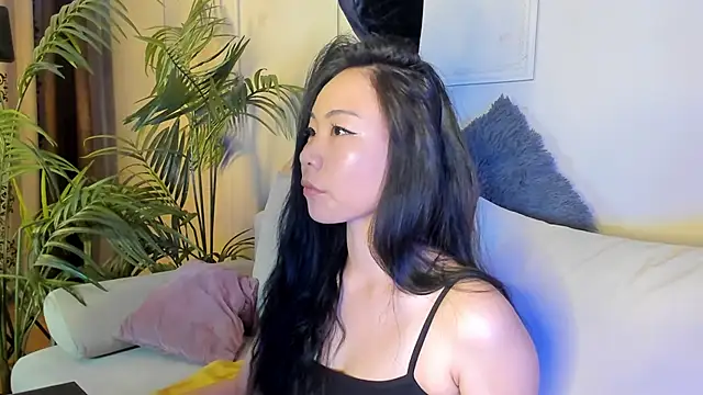 Snapshot of Inari_Okami_ chatting on 12.14.24 Inari Okami  online show from 12.14.24