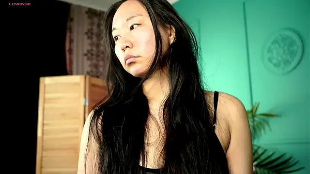 Snapshot of Inari_Okami_ chatting on 09.26.25 Inari Okami  online show from 09.26.25