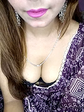 Diamond queeen online show from 11.11.25