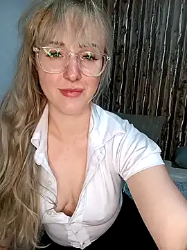 Snapshot of SherryOutdoor1 chatting on 01.15.25 SherryOutdoor1 online show from 01.15.25