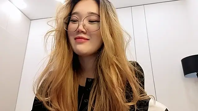 Jennatyan online show from 02.04.26