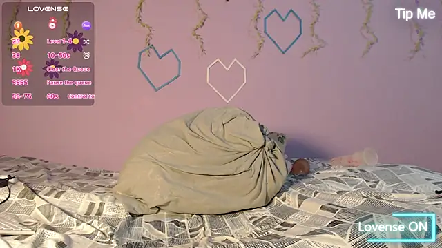 Snapshot of Dante_Bear_ chatting on 02.13.26 Dante Bear online show from 02.13.26