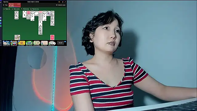 Snapshot of himeros_goddess chatting on 12.14.24 himeros goddess online show from 12.14.24