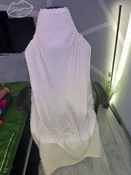 krysstal003 online show from 12.20.24