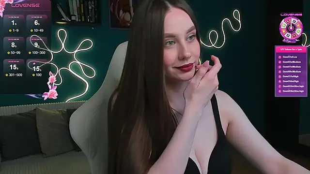Snapshot of katie_taylorr chatting on 07.28.26 katie taylorr online show from 07.28.26