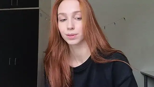 Snapshot of Mary_Av chatting on 03.02.25 Mary Av online show from 03.02.25