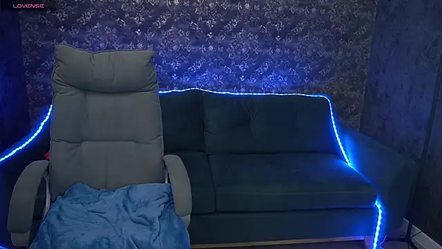 ElysLunar online show from 12.04.24