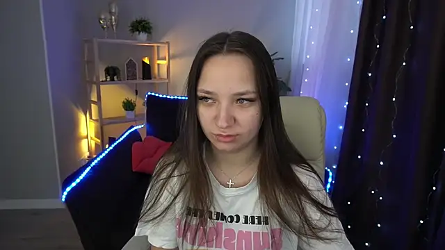 ElysLunar online show from 01.03.25