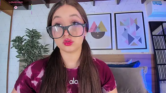 MiaKay1 online show from 11.29.25