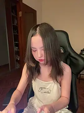 lalallalalaa- online show from 02.15.25