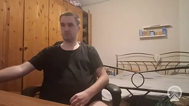 Loveme1902 online show from 04.16.26