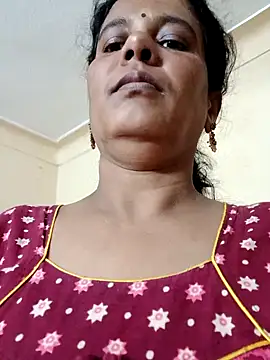 Snapshot of akshara_22 chatting on 01.31.25 akshara 22 online show from 01.31.25