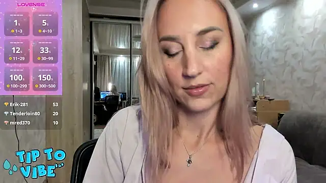 lady Nati online show from 12.04.24