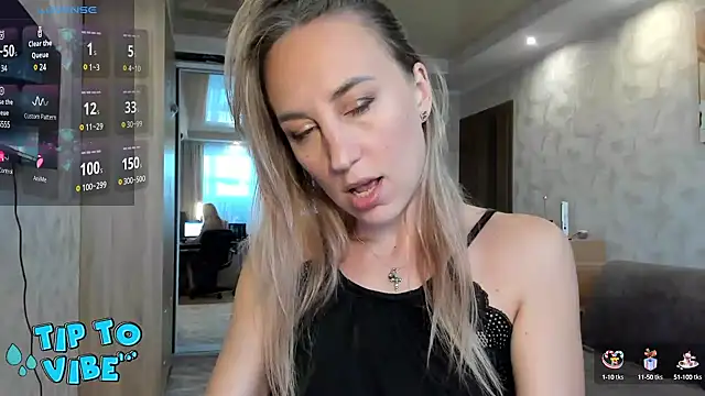 lady Nati online show from 02.18.25