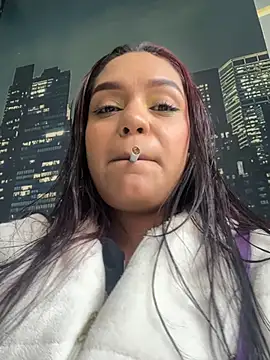 Sara-77 online show from 07.28.26
