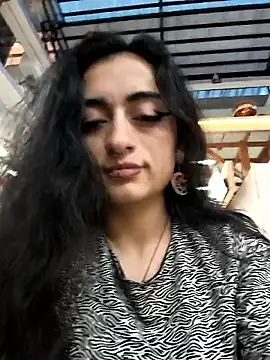 Lila Desiree online show from 03.03.26