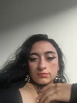 Lila Desiree online show from 05.19.26