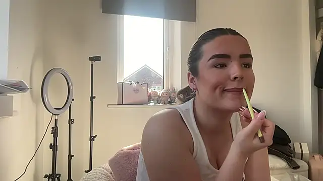 maisiesmithx online show from 03.21.26