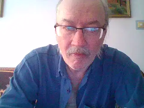 Snapshot of loverboyxxx69 chatting on 01.30.25 loverboyxxx69 online show from 01.30.25