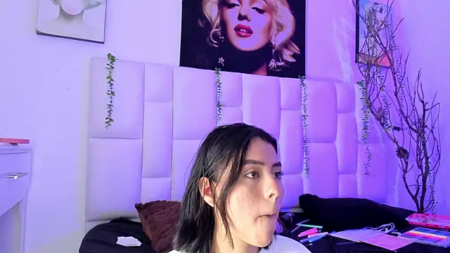 Snapshot of Antonella_Fontanna chatting on 03.20.25 Antonella Fontanna online show from 03.20.25