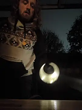 Snapshot of DrownMentallyyy chatting on 10.29.25 DrownMentallyyy online show from 10.29.25