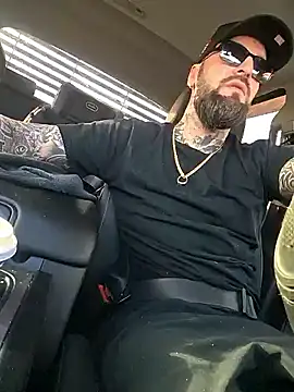 Beardedtattood online show from 11.24.25