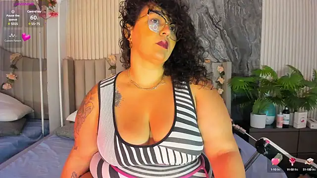 Reginavegaa online show from 03.04.25