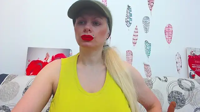 ForeverBarbie  online show from 12.15.25