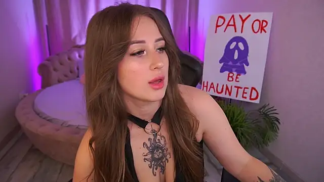 GentleAdellee online show from 10.30.25