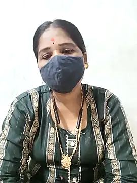 Snapshot of MaaliiiPonuTamil chatting on 03.19.25 MaaliiiPonuTamil online show from 03.19.25